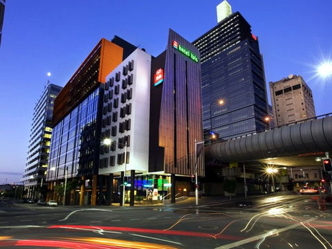 Ibis Sydney King Street Wharf - Surfers Gold Coast 0