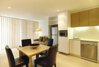 IStay Precinct - Surfers Gold Coast 2