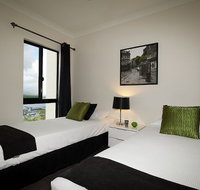 Jack  Newell Cairns Holiday Apartments - Surfers Gold Coast