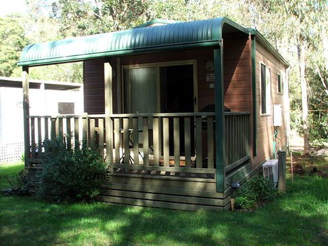 Jervis Bay Cabins & Hidden Creek Real Camping - Surfers Gold Coast 1