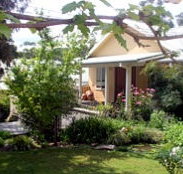 Kemeys Mountain Hideaway - Surfers Gold Coast