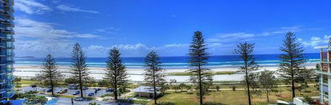 Kirra Beach Apartments - Surfers Gold Coast 2