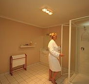 Lagoon Pocket Bed  Breakfast - Surfers Gold Coast