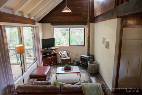 Margaret River Stone Cottages - Surfers Gold Coast 0