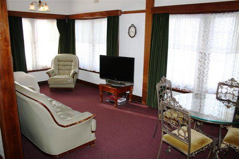 Motel Mayfair On Cavell - Surfers Gold Coast 1