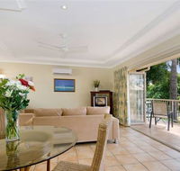 Noosa River Palms - Surfers Gold Coast