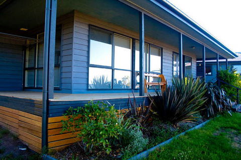 Orani Vineyard Guest House - Surfers Gold Coast 2
