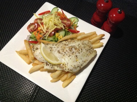 Parkside Motel & Licensed Restaurant - Surfers Gold Coast 1