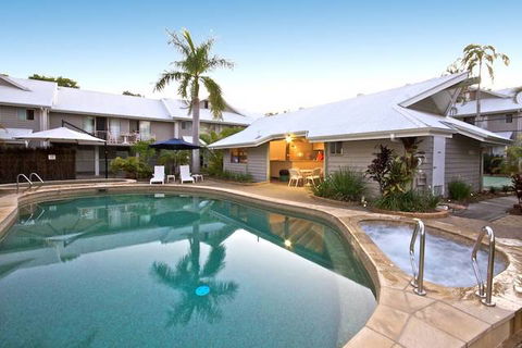 Pelican Beach Resort Noosa - Surfers Gold Coast 1