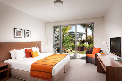 Pullman Magenta Shores Resort - Surfers Gold Coast 0