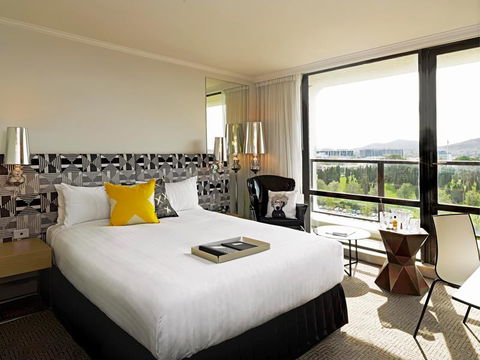 QT Canberra - Surfers Gold Coast 0