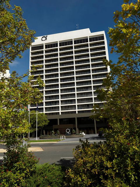 QT Canberra - Surfers Gold Coast 2