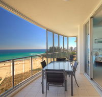Reflections Coolangatta Beach - Surfers Gold Coast
