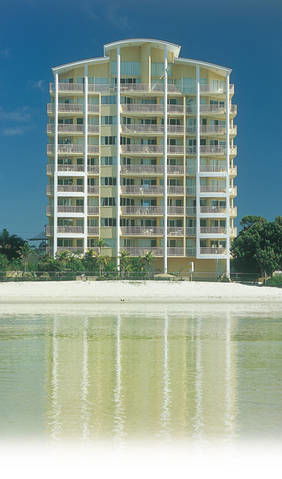Riviere On Golden Beach - Surfers Gold Coast 3