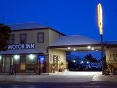 Saltbush Motor Inn - Surfers Gold Coast 3