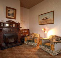 Sarah Jane Cottage - Surfers Gold Coast