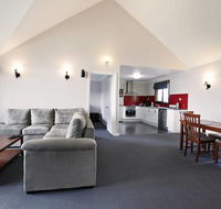 Scarlet Woods Chalet - Surfers Gold Coast