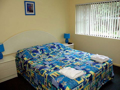 Seashells Beachfront Resort - Surfers Gold Coast 1
