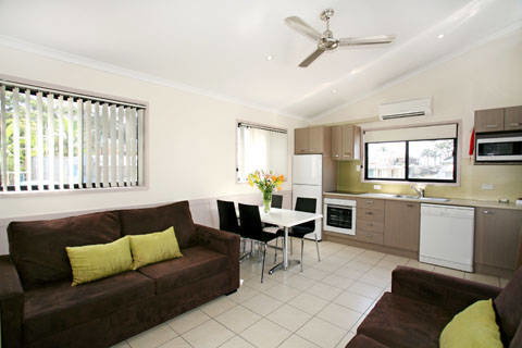 Shoal Bay Holiday Park - Surfers Gold Coast 0