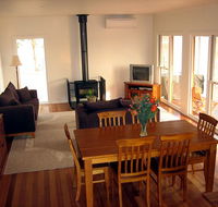 Strath Valley View B and B - Surfers Gold Coast
