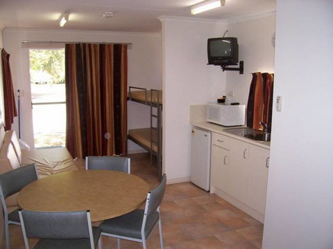Stuart Caravan & Cabin Park - Surfers Gold Coast 2