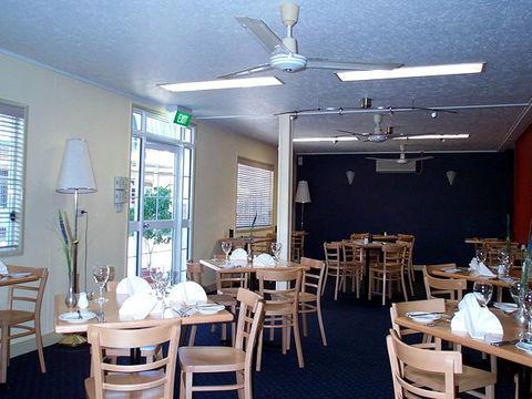 Sundowner Rockhampton Motel - Surfers Gold Coast 1
