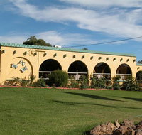 Tarcutta Halfway Motor Inn/Horse Hotel - Surfers Gold Coast