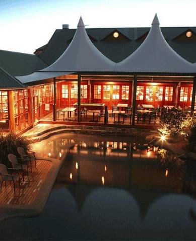 Tinaroo Lake Resort - Holiday Apartments - Surfers Gold Coast 10