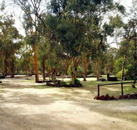Toodyay Holiday Park  Chalets - Surfers Gold Coast