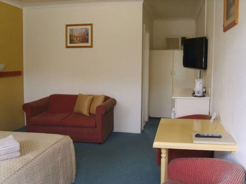 Valley View Motel - Surfers Gold Coast 1
