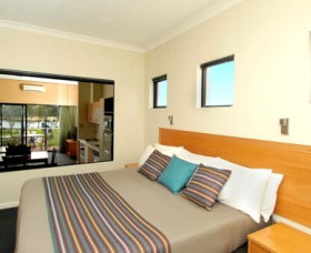 Assured Ascot Quays Apartment Hotel - Surfers Gold Coast 1