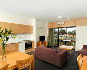 Assured Ascot Quays Apartment Hotel - Surfers Gold Coast 2
