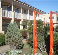 Baywatch Manor Augusta YHA - Surfers Gold Coast