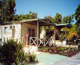 Kingsway Tourist Park - Surfers Gold Coast 2