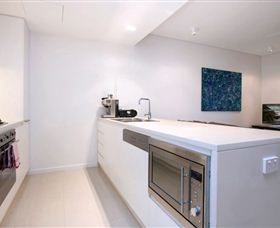 Absolute Waterfront Luxury Apartments - Surfers Gold Coast 4