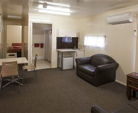 Curtin Springs Wayside Inn - Surfers Gold Coast 7
