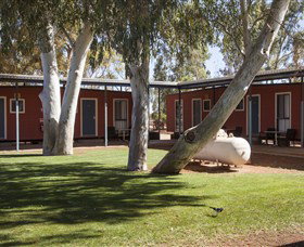 Curtin Springs Wayside Inn - Surfers Gold Coast 6