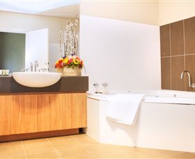 George Kerferd Hotel - Surfers Gold Coast 1