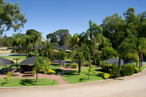 Sportsmans Motor Inn - Surfers Gold Coast 3
