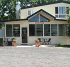Poplar Caravan Park and Harrys Snack Shack - Surfers Gold Coast