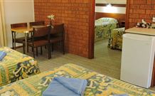 Castlereagh Motor Inn - Gilgandra - Surfers Gold Coast 0