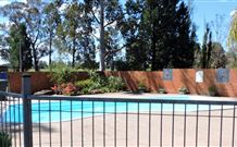 Castlereagh Motor Inn - Gilgandra - Surfers Gold Coast 1