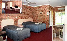 Gloucester Country Lodge Motel - Gloucester - Surfers Gold Coast 1