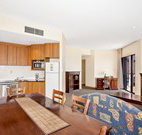 Quality Suites Boulevard on Beaumont - Hamilton - Surfers Gold Coast