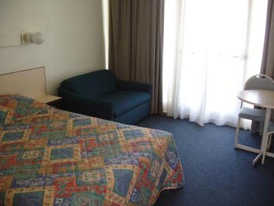 Kempsey Motor Inn - Surfers Gold Coast 2