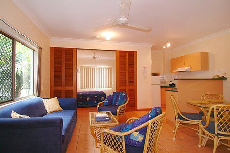Royal Palm Villas - Surfers Gold Coast 0