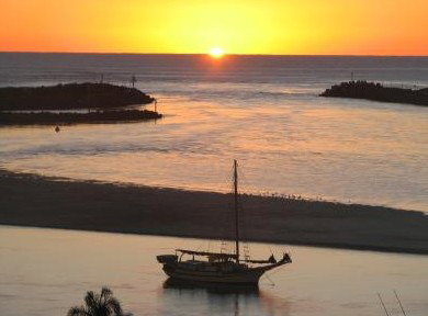 Sunrise Tuncurry Apartments - Surfers Gold Coast 2