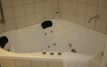 The Charles Robbins - Surfers Gold Coast 4