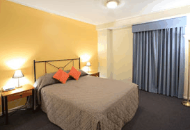 Paramount Serviced Apartments - Surfers Gold Coast 2