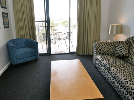 Canning Bridge Auto Lodge - Surfers Gold Coast 1